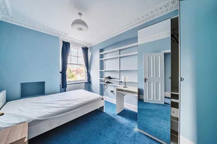 Flat To Rent In Muswell Hill London, N10