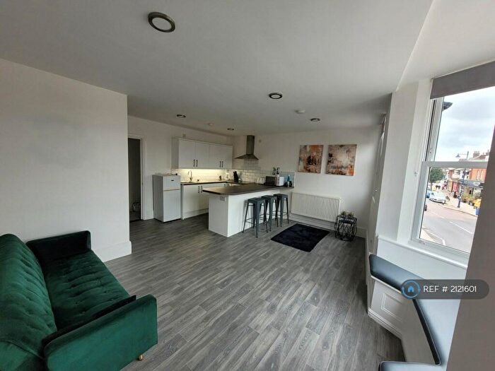 1 Bedroom Flat To Rent In Hamilton Road, Felixstowe, IP11