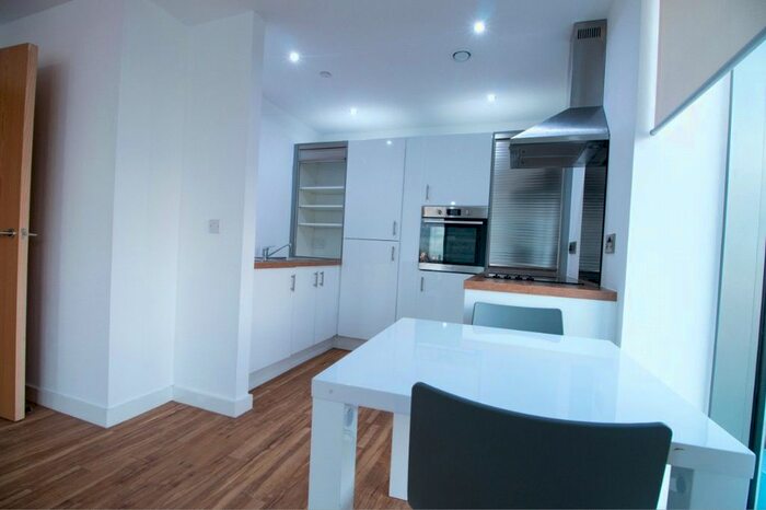 2 Bedroom Flat To Rent In Media City, Michigan Point Tower B, Michigan Avenue, Salford, M50