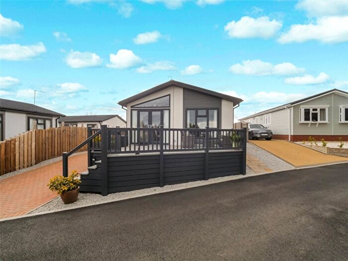 2 Bedroom Bungalow For Sale In Neilston, Glasgow, East Renfrewshire, G78