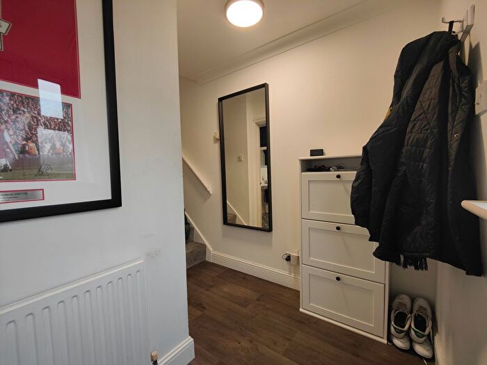 1 Bedroom End Of Terrace House For Sale In Calcott Park, Yateley, Hampshire, GU46