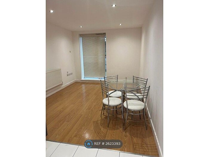 1 Bedroom Flat To Rent In Adana Building, London, SE13