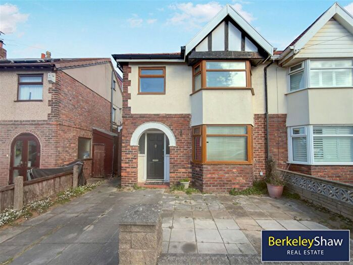3 Bedroom Semi Detached House For Sale In Heathfield Road, Brighton-Le-Sands, Liverpool, L22