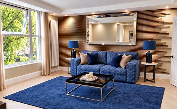 3 Bedroom Flat To Rent In St. Johns Wood Park, London, NW8