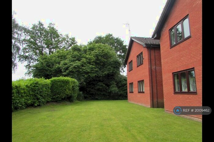 1 Bedroom Flat To Rent In Minley Grove, Fleet, GU51