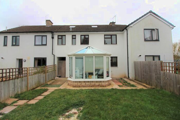 4 Bedroom Terraced House To Rent In Dairy Ground, Kings Sutton, OX17