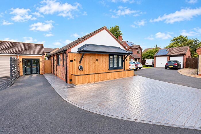 3 Bedroom Detached Bungalow For Sale In Sherbourne Avenue, Bradley Stoke, Bristol, BS32