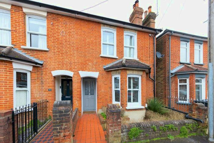 4 Bedroom Semi-Detached House To Rent In Testard Road, Guildford, Surrey, GU2