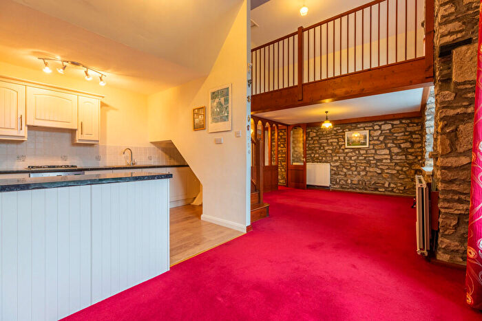 2 Bedroom Flat For Sale In Glebe Court, Kirkby Lonsdale, LA6