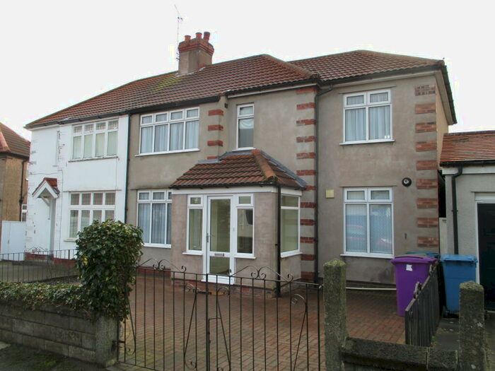 3 Bedroom House To Rent In Ridgetor Road, L25