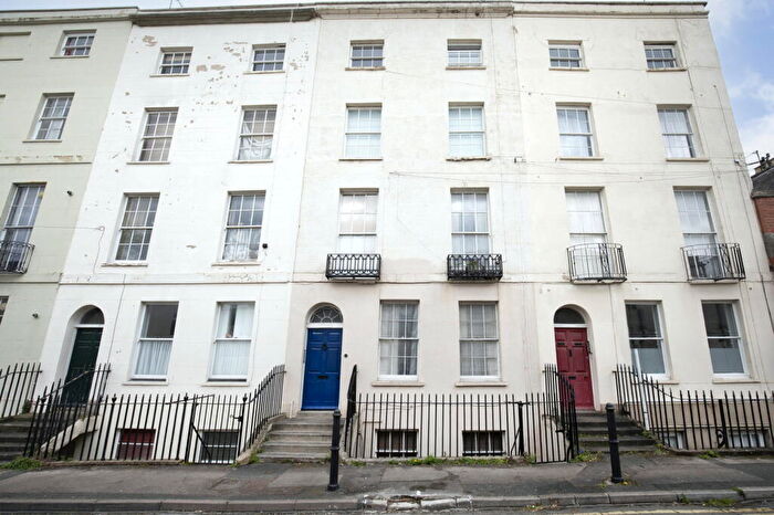 1 Bedroom Apartment For Sale In Grosvenor Street, Cheltenham, GL52