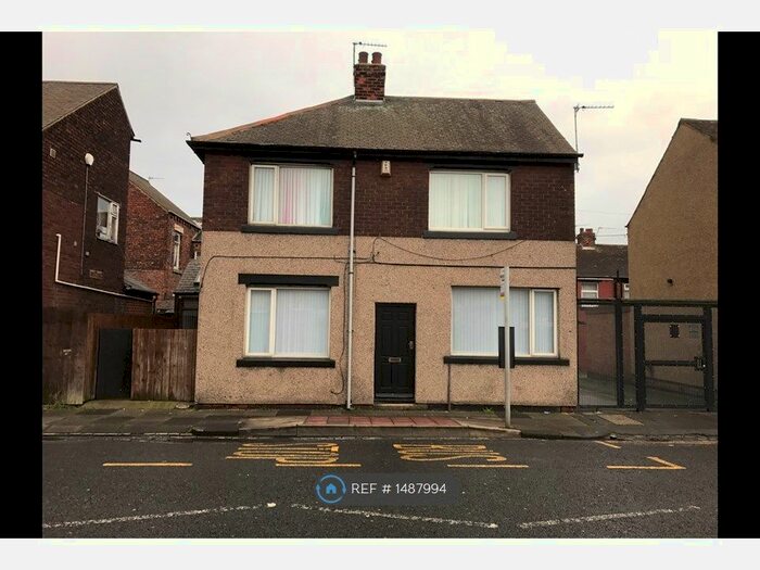 2 Bedroom Flat To Rent In Brenda Road, Hartlepool, TS25