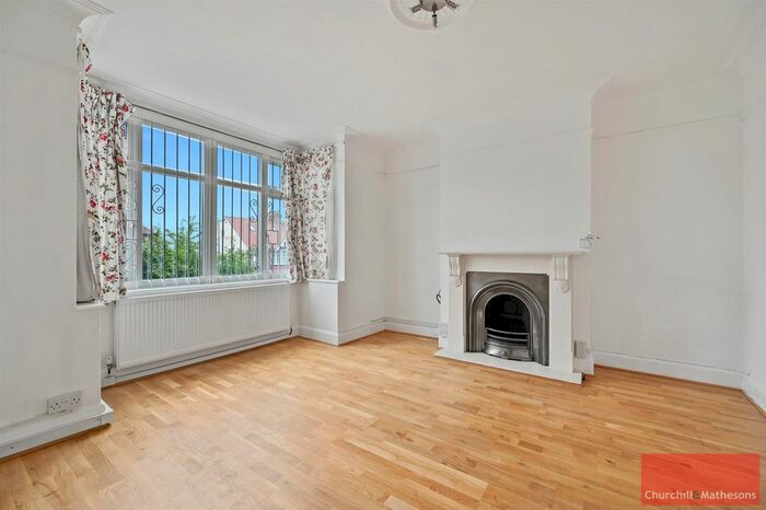 4 Bedroom Property To Rent In Park Lane, Wembley, HA9