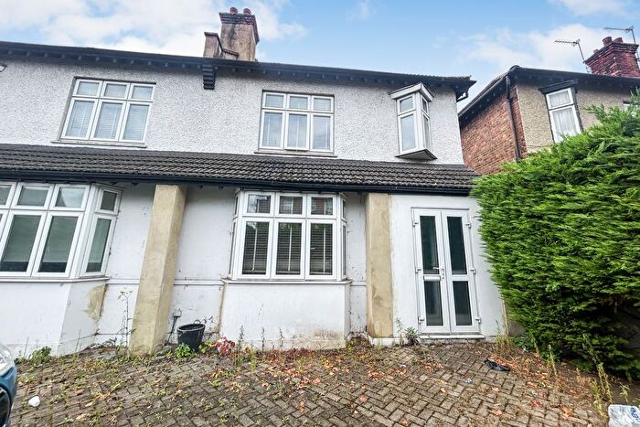 3 Bedroom Semi-Detached House For Sale In Harrow Road, Wembley, HA9