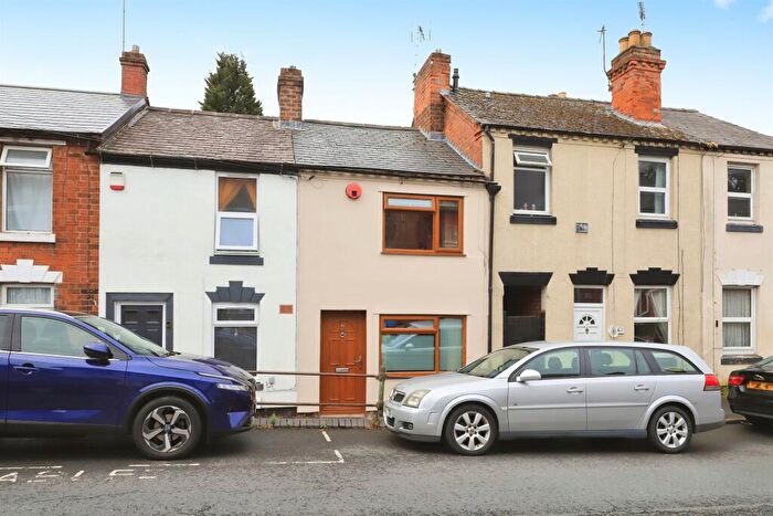2 Bedroom Terraced House For Sale In Offmore Road, Kidderminster, DY10