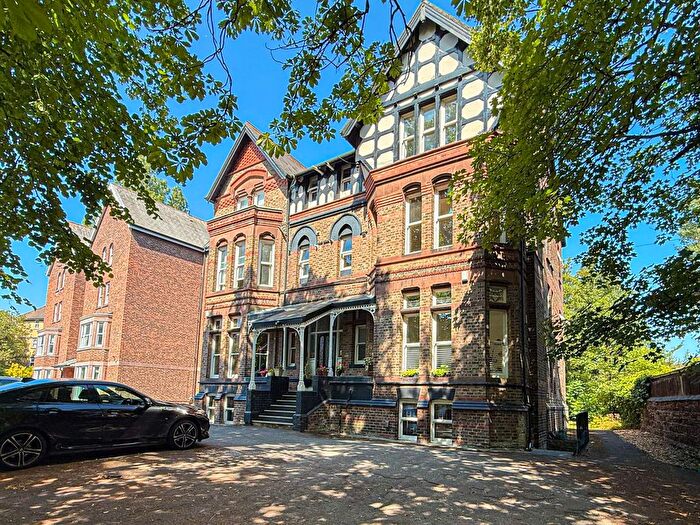 2 Bedroom Flat For Sale In Livingston Drive, Liverpool, L17