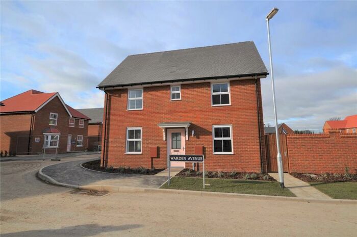 3 Bedroom House To Rent In Warden Avenue, Faversham, Kent, ME13