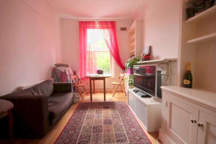 2 Bedroom Flat To Rent In Mount Pleasant Villas, Stroud Green, N4