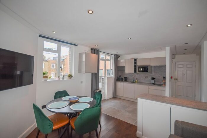 2 Bedroom Flat To Rent In Whitfield Street, London, W1T