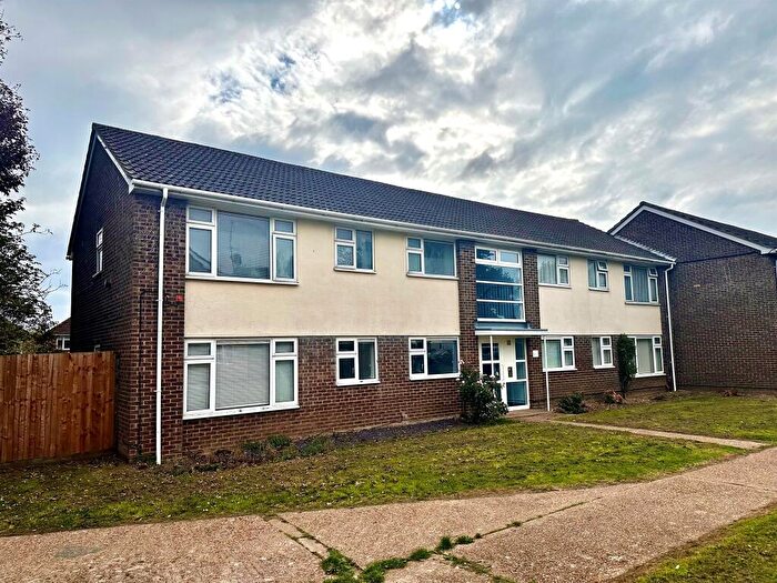 2 Bedroom Flat For Sale In Bushby Close, Sompting, Lancing, BN15