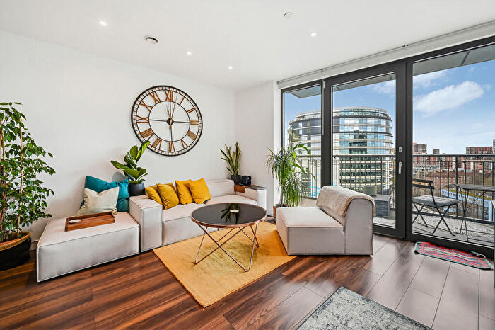 1 Bedroom Apartment To Rent In Elmbridge House, SW11