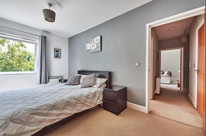 2 Bedroom Apartment To Rent In Camp Road, St. Albans, Hertfordshire, AL1