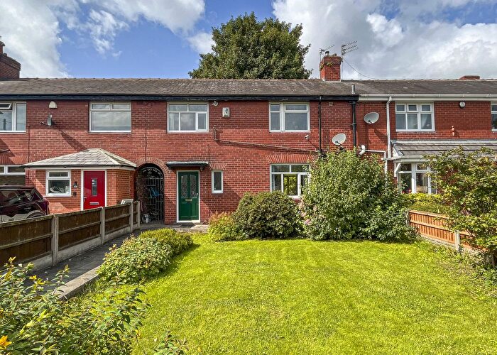 3 Bedroom Terraced House For Sale In Gidlow Lane, Wigan, WN6