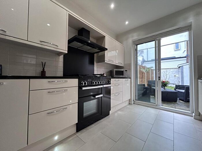 3 Bedroom Terraced House For Sale In Dunbar Road, Southsea, Portsmouth, PO4