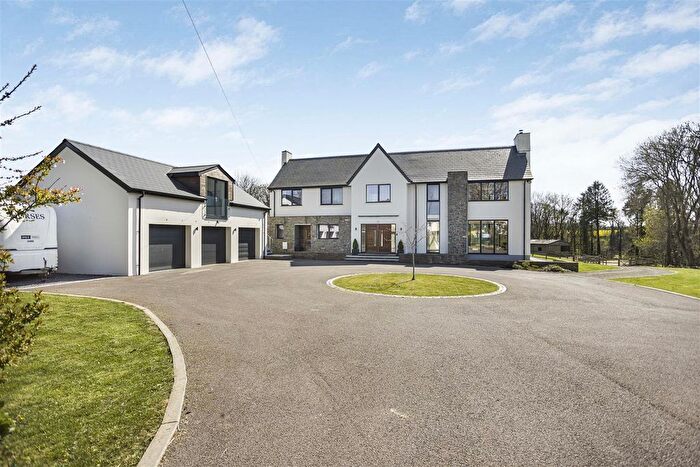 5 Bedroom Detached House For Sale In Croft John, Penmark, Barry, CF62