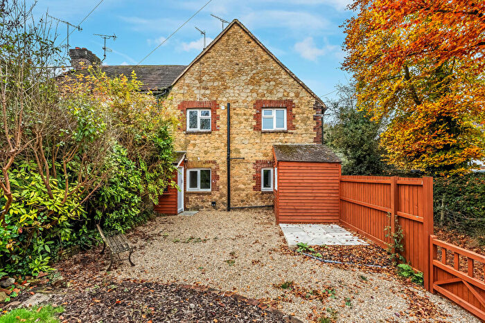 2 Bedroom Semi-Detached House For Sale In Stone Cottages, Broadham Green Road, Oxted, Surrey, RH8