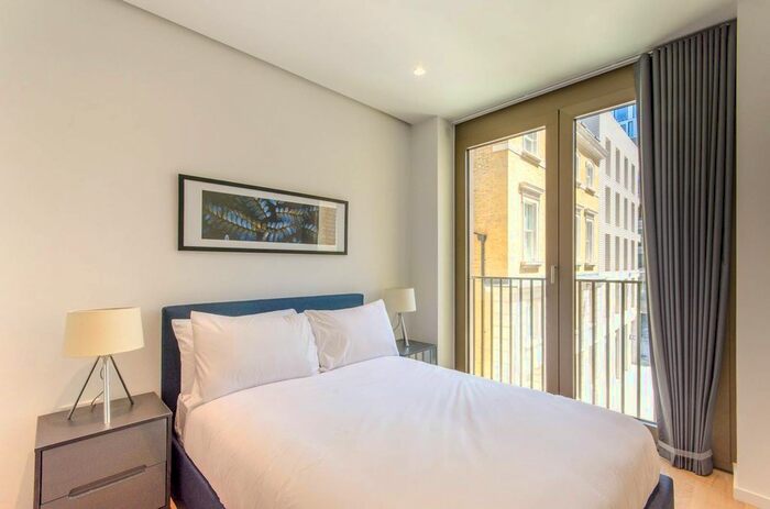 2 Bedroom Property To Rent In Bartholomew Sq, City, London, EC1A