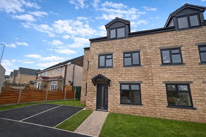 5 Bedroom Semi Detached House For Sale In Bell Dean Road, Allerton, Bradford, BD15