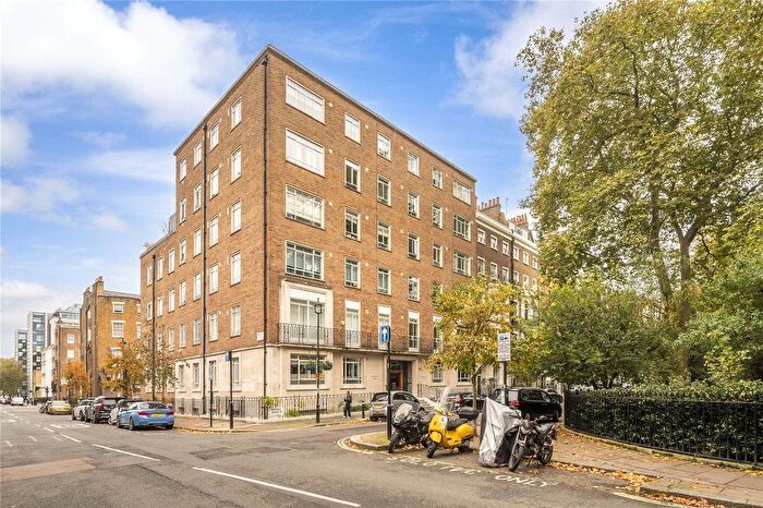 3 Bedroom Flat To Rent In Montagu Square, Marylebone, London, W1H