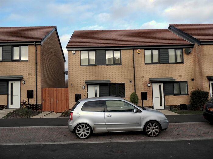 2 Bedroom Town House To Rent In Granby Road, Doncaster, DN12