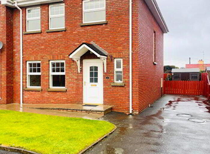 3 Bedroom Semi-Detached House For Sale In The Ferns, Hilltown, BT34