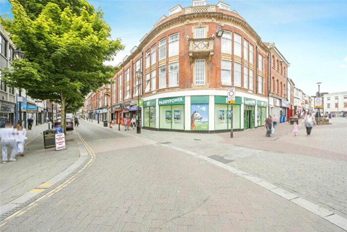 1 Bedroom Flat For Sale In Scot Lane, Doncaster, South Yorkshire, DN1