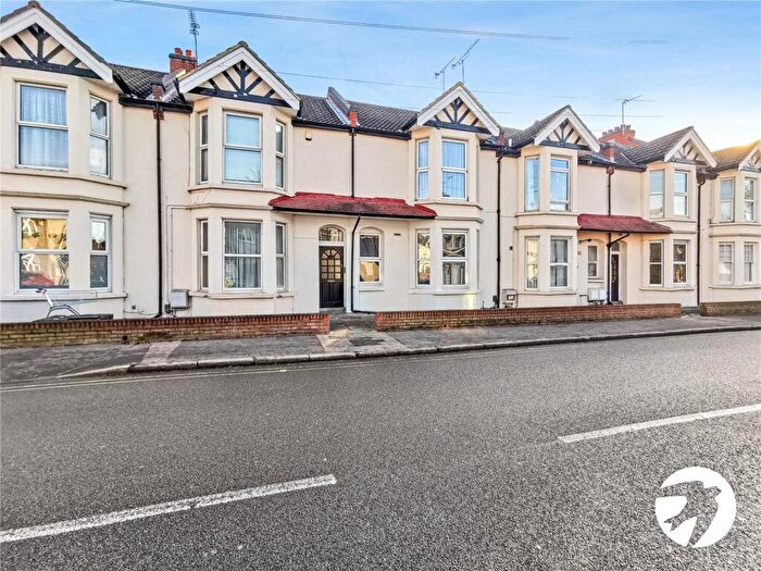 1 Bedroom Flat To Rent In Highfield Road, Dartford, Kent, DA1