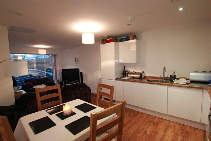 2 Bedroom Apartment To Rent In Trident Apartments, Sale, M33