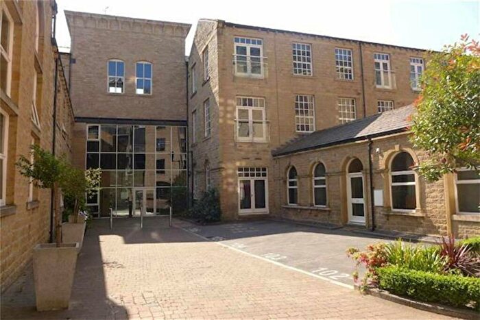 1 Bedroom Apartment To Rent In Firth Street, Huddersfield, West Yorkshire, HD1