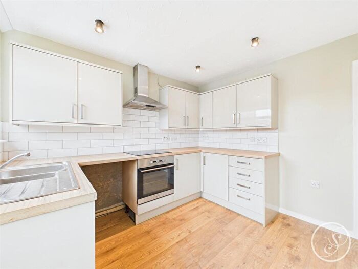 3 Bedroom Terraced House To Rent In Sledmere Lane, Leeds, LS14