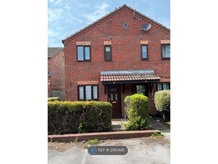 2 Bedroom Terraced House To Rent In Vera Crescent, Rainworth, NG21