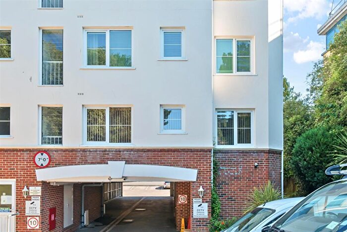 1 Bedroom Retirement Property For Sale In Wellington Court, Bournemouth, BH2