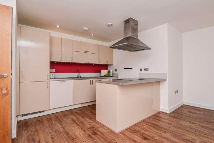 2 Bedroom Flat To Rent In Diprose Court, Limehouse Cut, London, E3