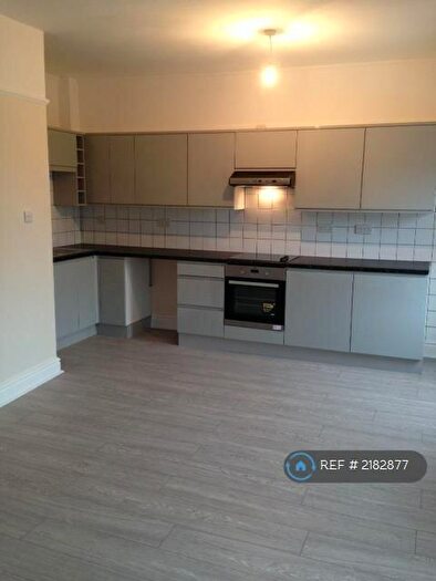 1 Bedroom Flat To Rent In Grange Rd, West Kirby, CH48