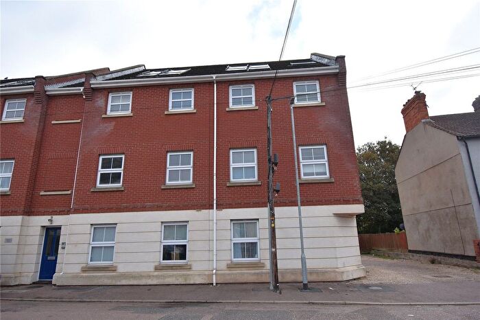 2 Bedroom Flat For Sale In Albemarle Street, Harwich, Essex, CO12