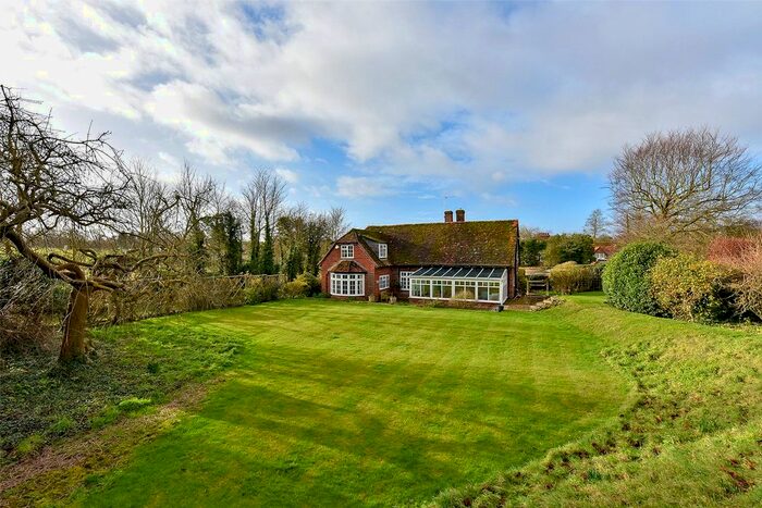 3 Bedroom Detached House To Rent In Upperton, Brightwell Baldwin, Watlington, Oxfordshire, OX49