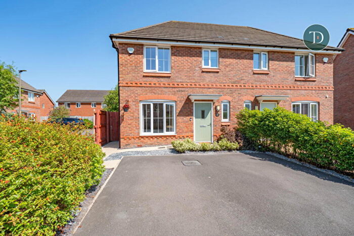 3 Bedroom Semi Detached House For Sale In Carson Avenue, Ellesmere Port, CH65