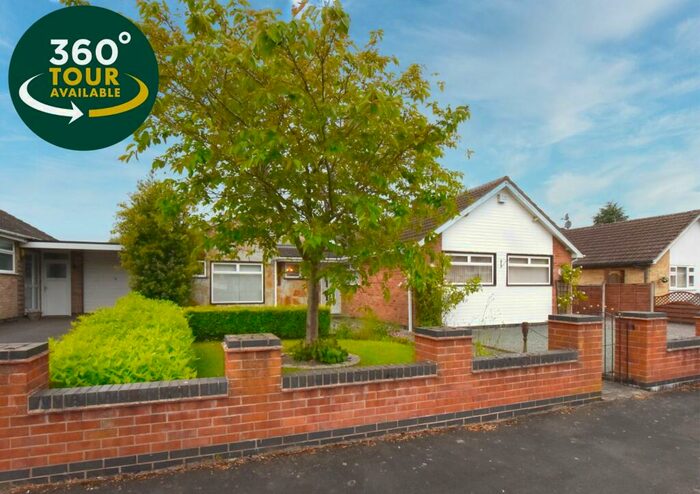 4 Bedroom Detached Bungalow To Rent In Whiteoaks Road, Oadby, Leicester, LE2