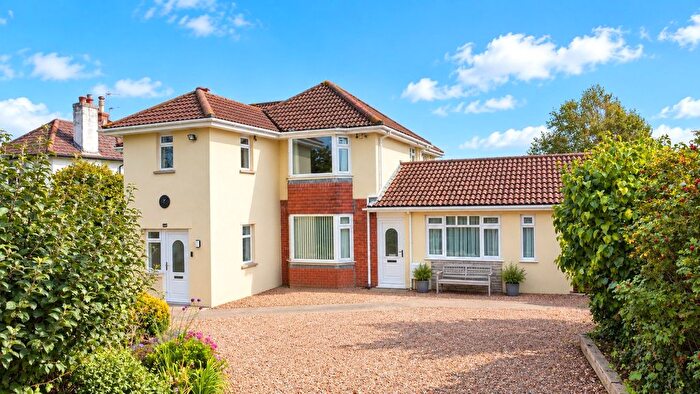 6 Bedroom Detached House For Sale In Pottington Drive, Barnstaple, Devon, EX31