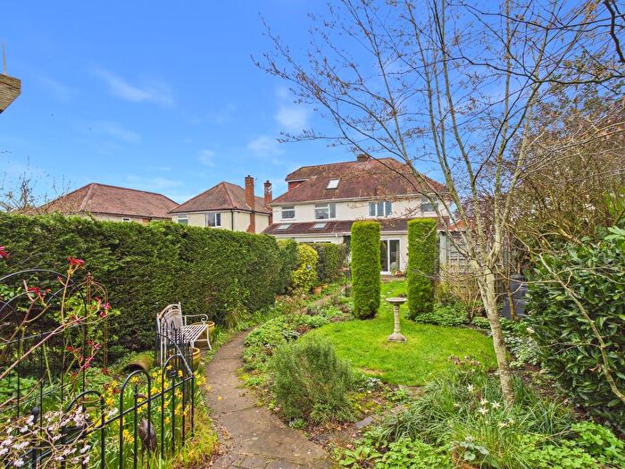 3 Bedroom Semi Detached House For Sale In Henwick Road, Worcester, Worcestershire, WR2